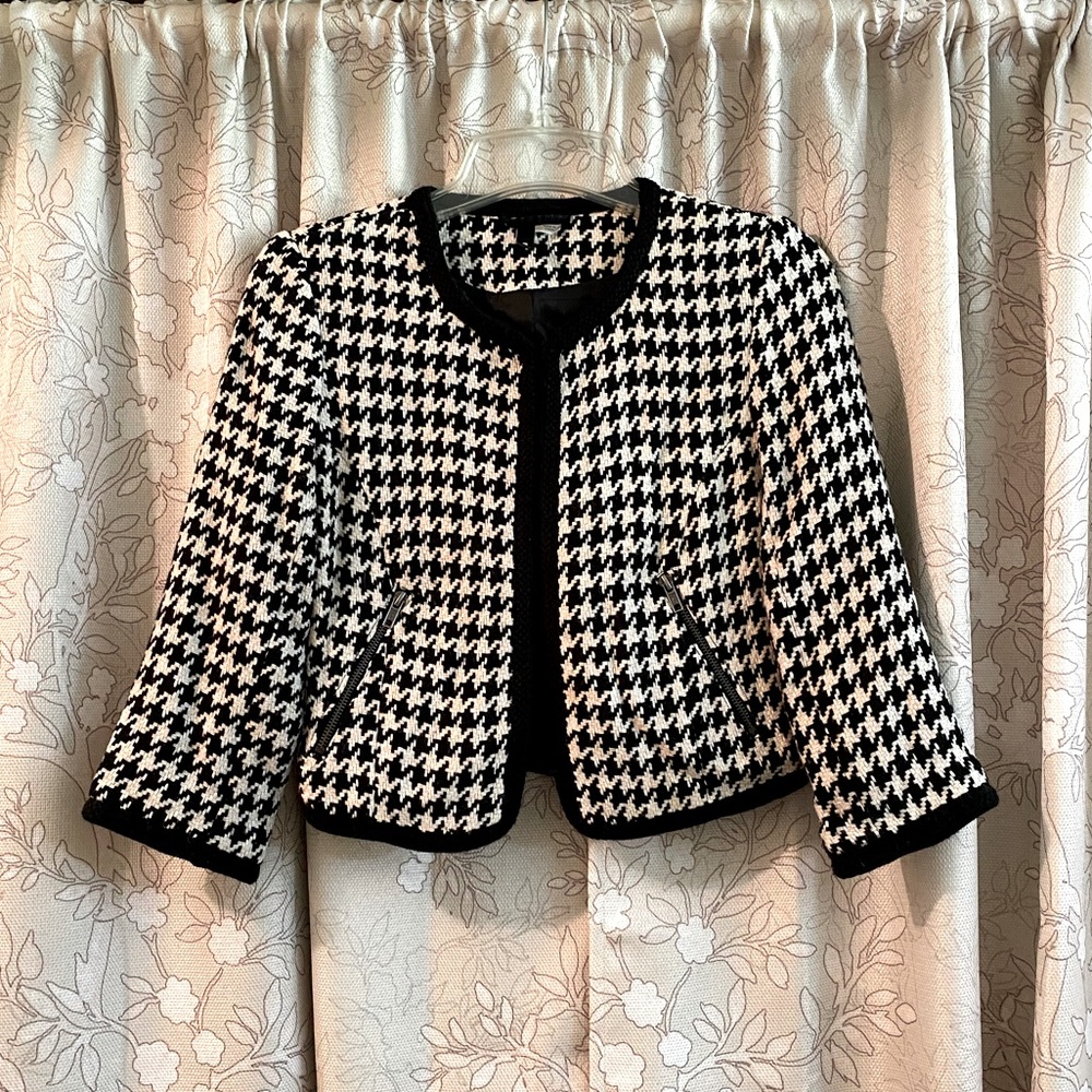H&M Wool Houndstooth Crop Blazer